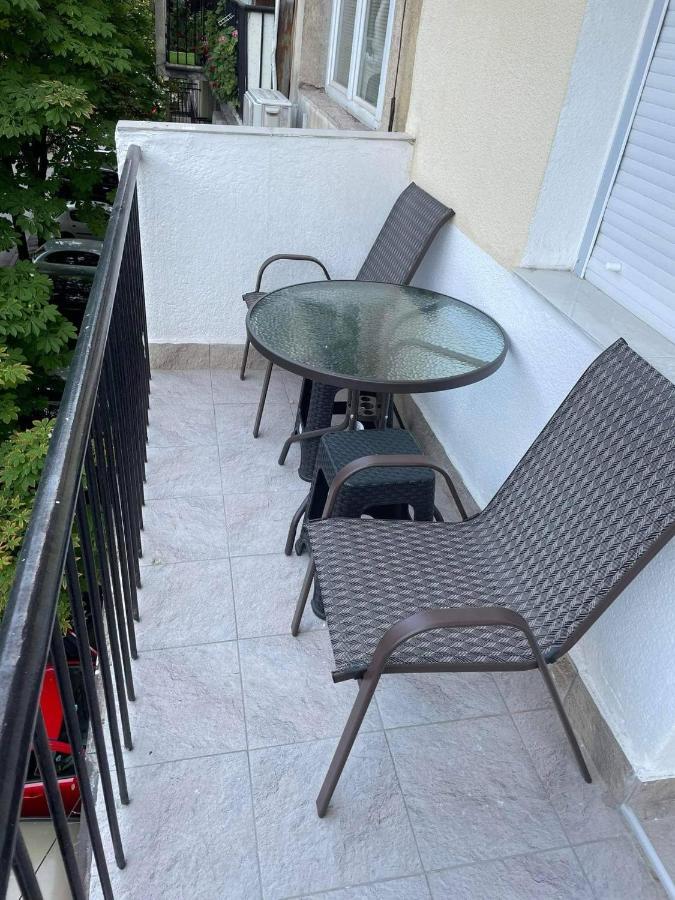 Luxury City Center Apartment Скопье Экстерьер фото