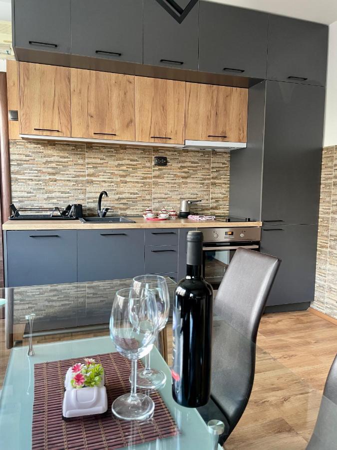 Luxury City Center Apartment Скопье Экстерьер фото