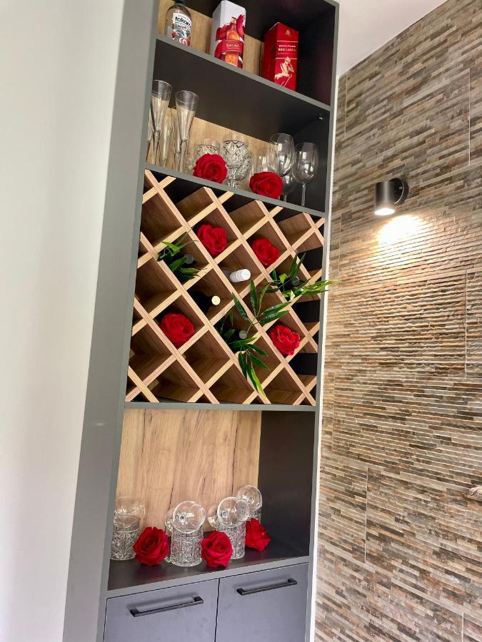 Luxury City Center Apartment Скопье Экстерьер фото